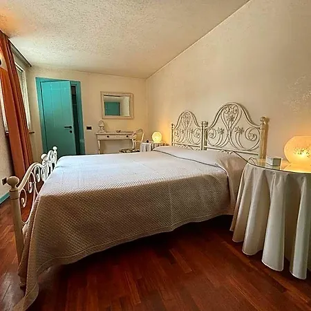 Couette-café Attico Di Charme 4*